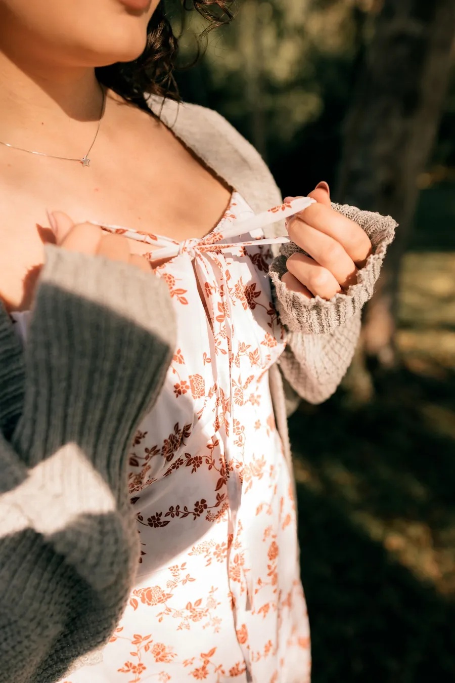 Vestido Floral + Cárdigan